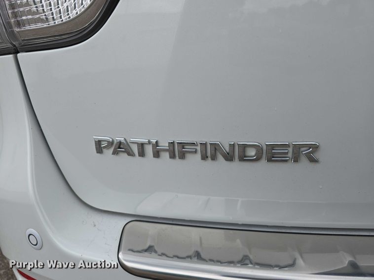 image for item EO1029 2014 Nissan Pathfinder SL SUV