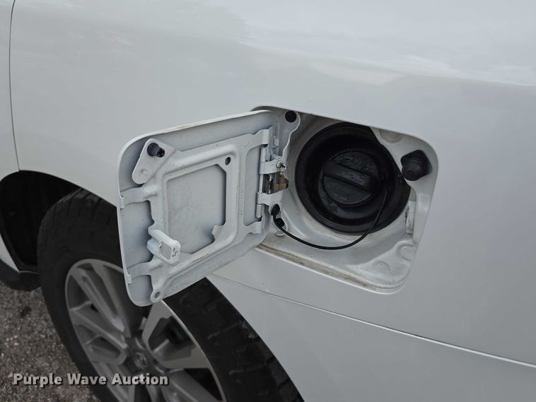 image for item EO1029 2014 Nissan Pathfinder SL SUV