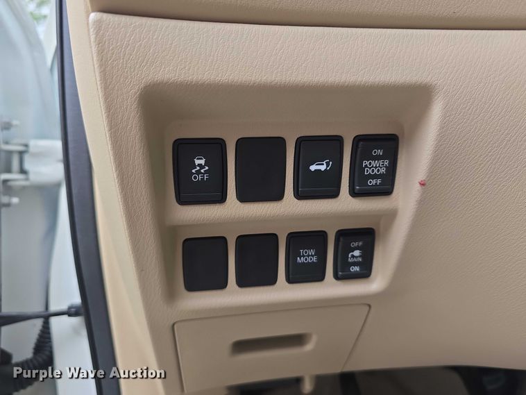 image for item EO1029 2014 Nissan Pathfinder SL SUV