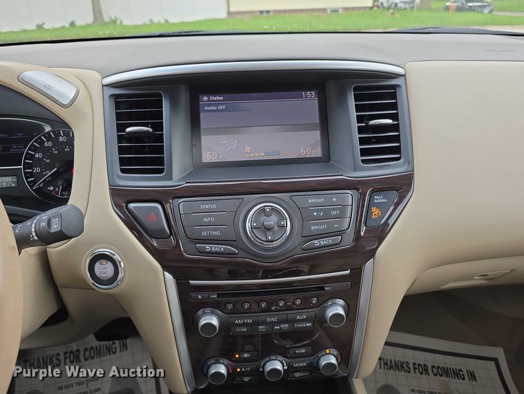 image for item EO1029 2014 Nissan Pathfinder SL SUV