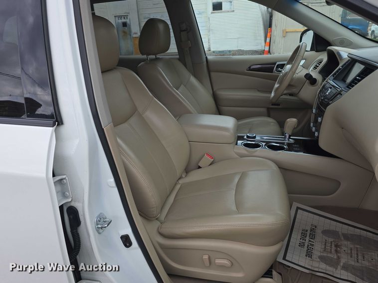 image for item EO1029 2014 Nissan Pathfinder SL SUV