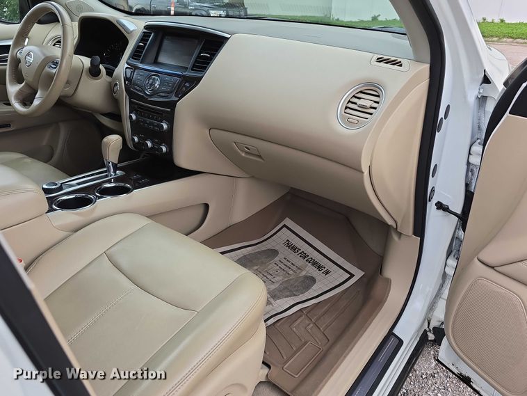 image for item EO1029 2014 Nissan Pathfinder SL SUV