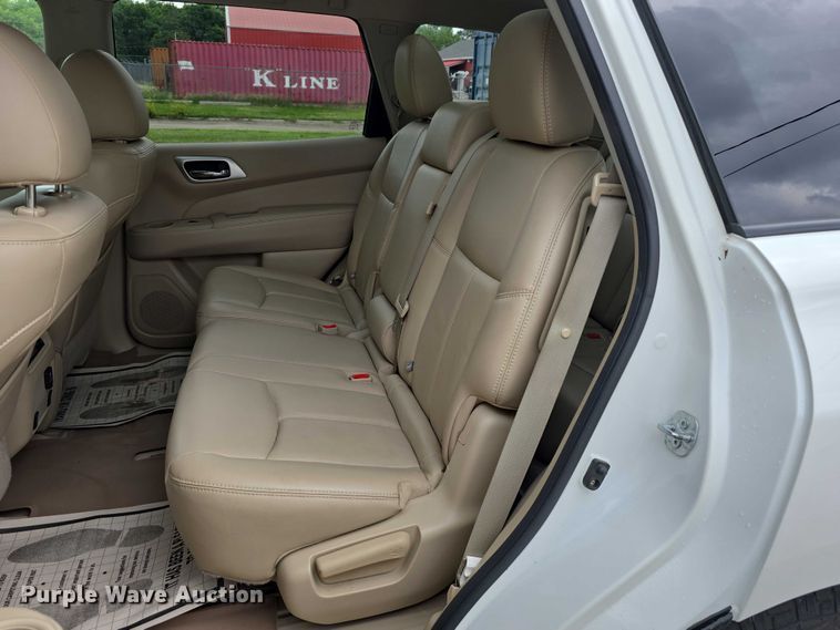 image for item EO1029 2014 Nissan Pathfinder SL SUV