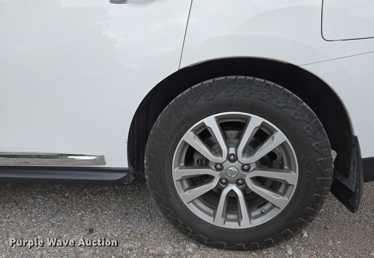 image for item EO1029 2014 Nissan Pathfinder SL SUV