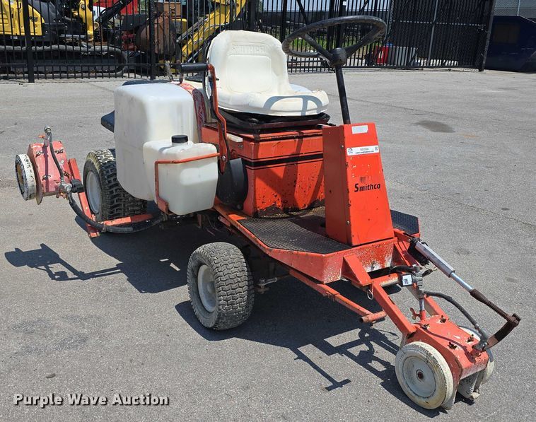 image for item EO1034 Smithco 40-650 paint striper