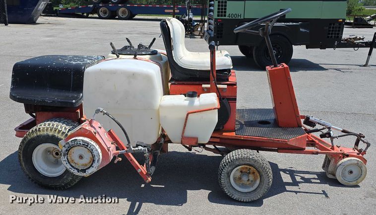 image for item EO1034 Smithco 40-650 paint striper