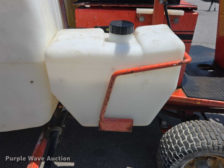 image for item EO1034 Smithco 40-650 paint striper