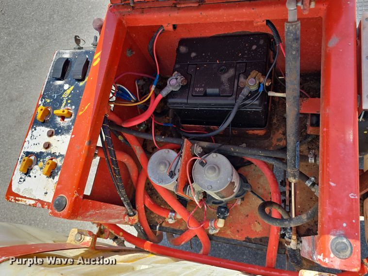 image for item EO1034 Smithco 40-650 paint striper