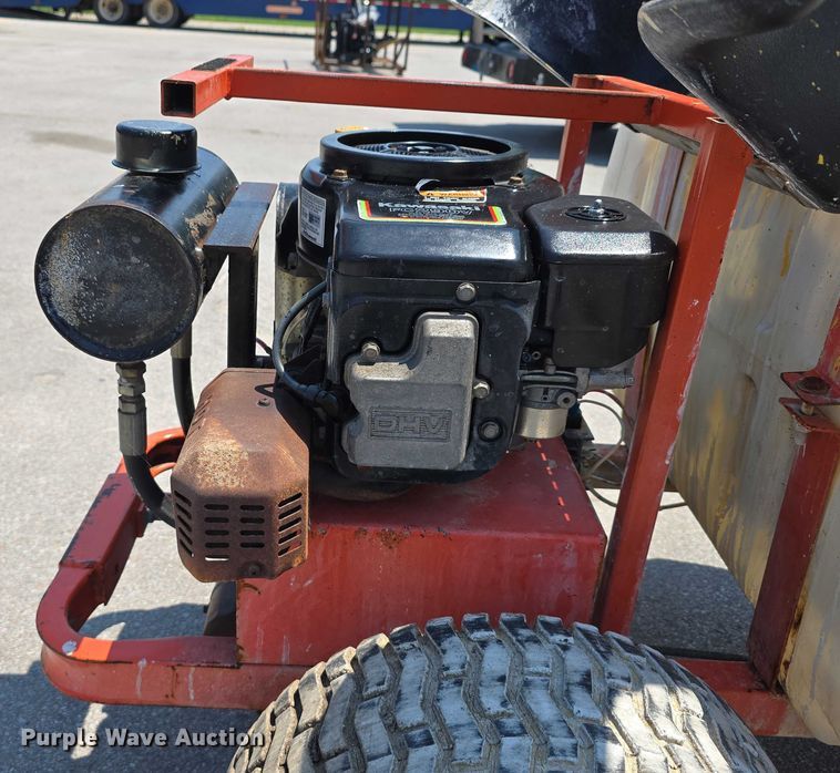 image for item EO1034 Smithco 40-650 paint striper