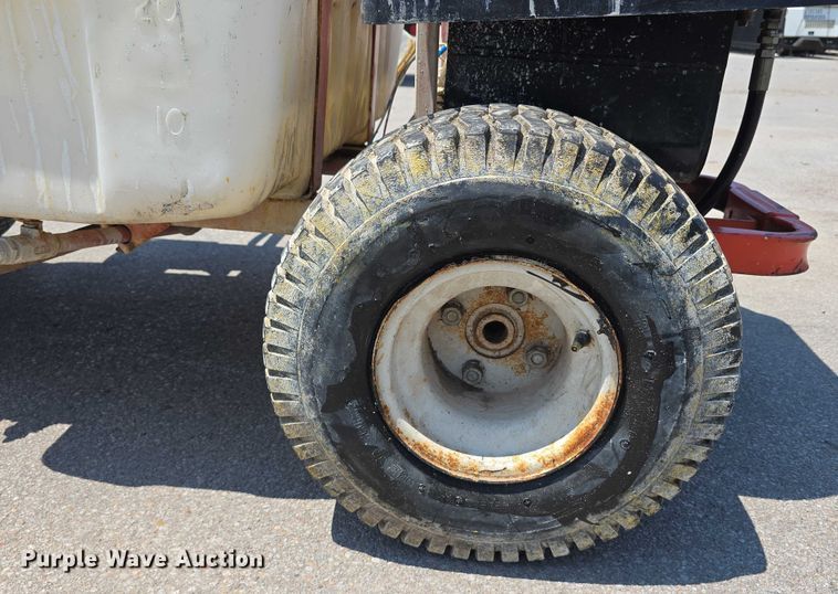 image for item EO1034 Smithco 40-650 paint striper