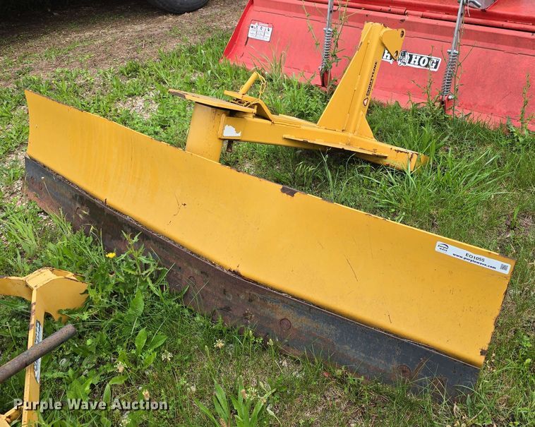 image for item EO1055 Tractor attachments