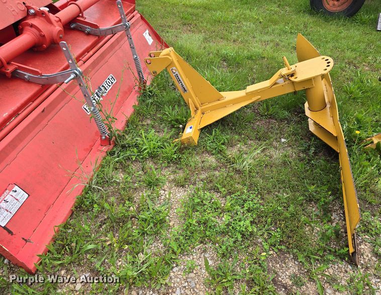 image for item EO1055 Tractor attachments
