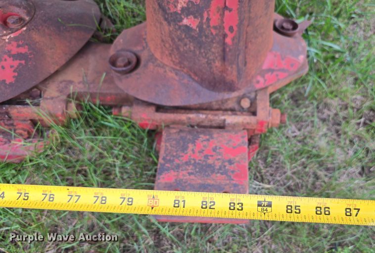 image for item EO1055 Tractor attachments