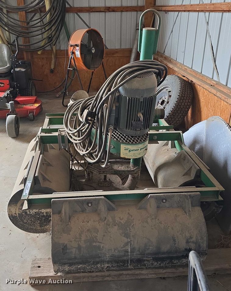 image for item EO1057 Gator Pump Inc. 3VL 7.5 transfer pump