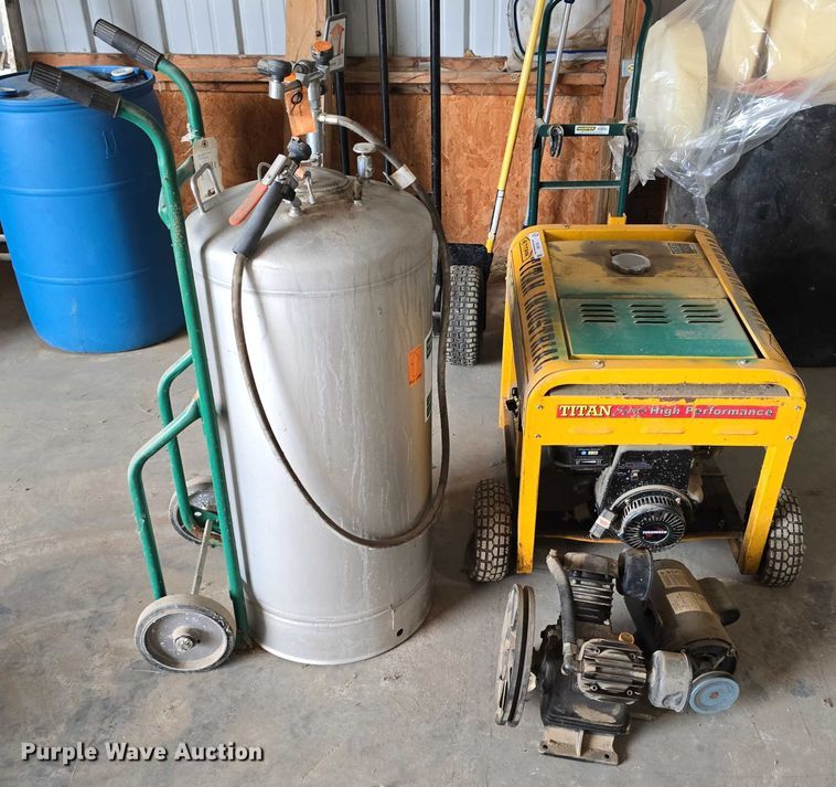 image for item EO1058 Tools