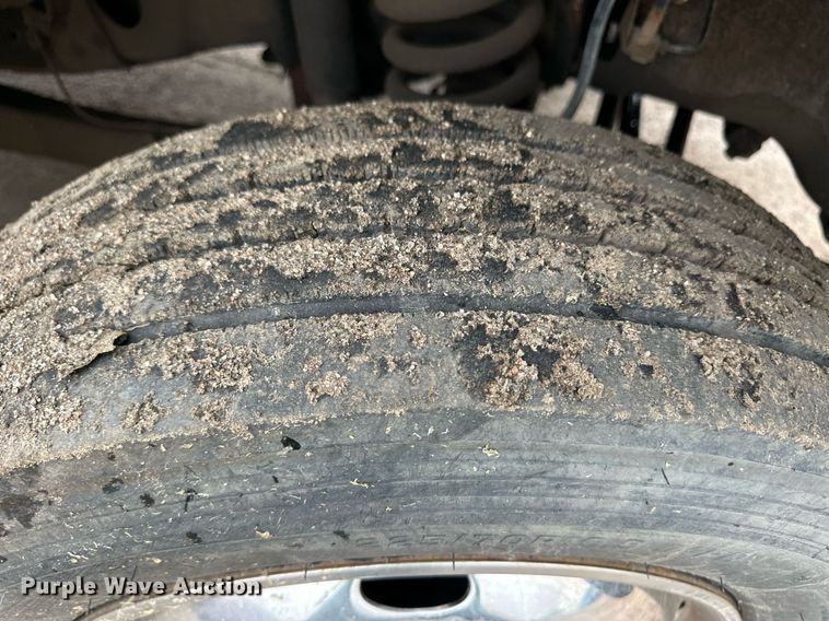 image for item EQ4712 2012 Ford F550 SuperCab utility / service truck