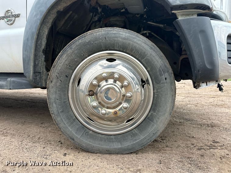 image for item EQ4712 2012 Ford F550 SuperCab utility / service truck