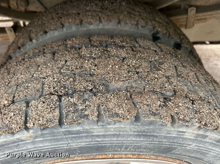 image for item EQ4712 2012 Ford F550 SuperCab utility / service truck