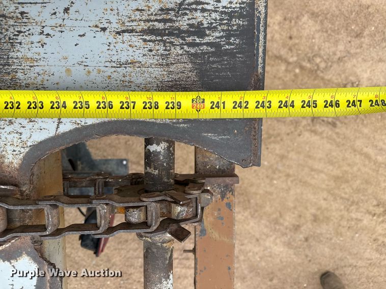 image for item EQ4900 1997 Freightliner FL70 feed mixer truck