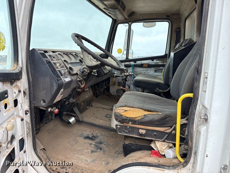 image for item EQ4900 1997 Freightliner FL70 feed mixer truck