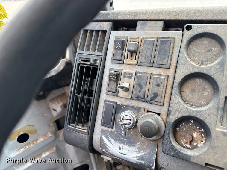 image for item EQ4900 1997 Freightliner FL70 feed mixer truck