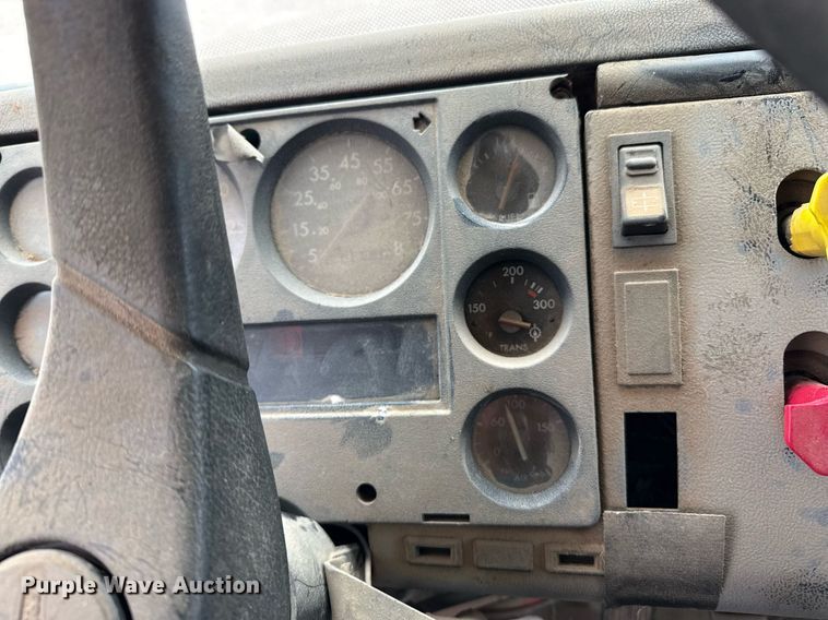 image for item EQ4900 1997 Freightliner FL70 feed mixer truck