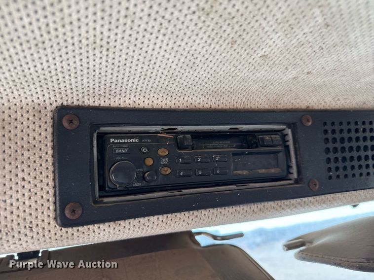 image for item EQ4900 1997 Freightliner FL70 feed mixer truck