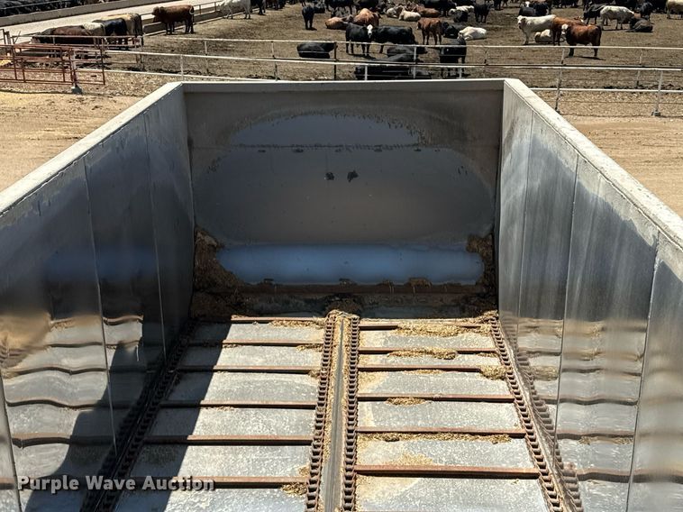 image for item EQ4904 2016 Kenworth ration delivery truck