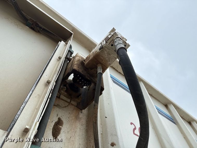 image for item EQ4904 2016 Kenworth ration delivery truck