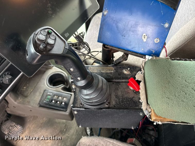 image for item EQ4904 2016 Kenworth ration delivery truck