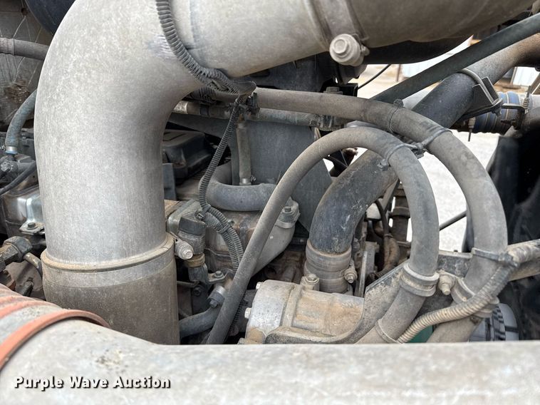 image for item EQ4904 2016 Kenworth ration delivery truck