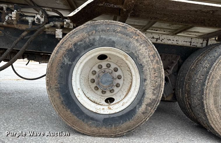 image for item EQ4904 2016 Kenworth ration delivery truck