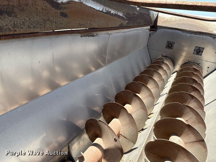 image for item EQ4905 2011 International 7400 ration delivery truck