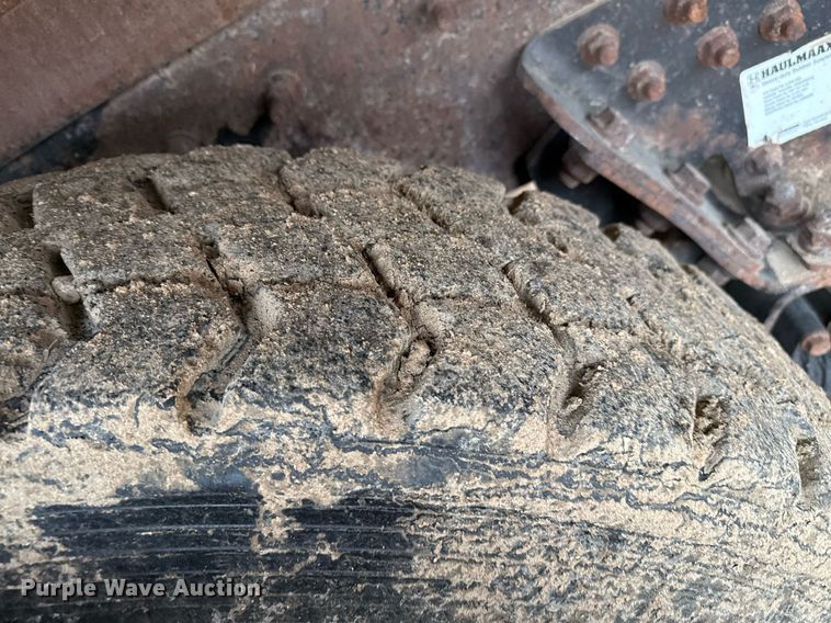 image for item EQ4905 2011 International 7400 ration delivery truck