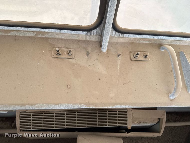 image for item EQ4906 2006 Freightliner Business Class M2 flatbed truck