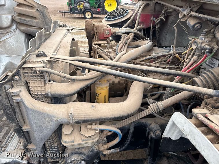 image for item EQ4906 2006 Freightliner Business Class M2 flatbed truck