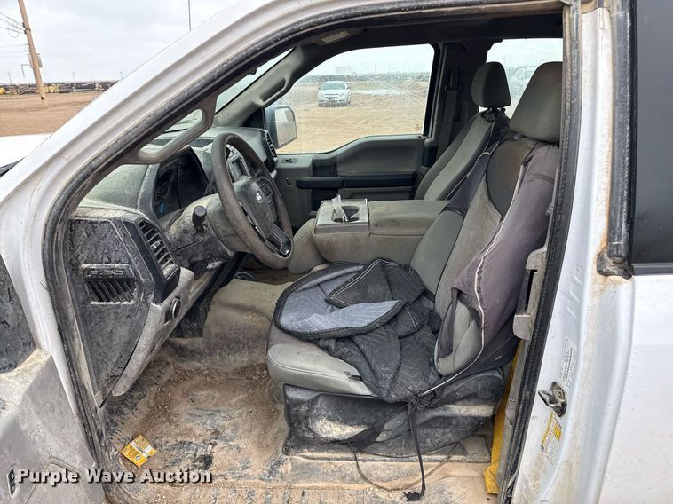 image for item EQ4907 2018 Ford F150 SuperCab pickup truck