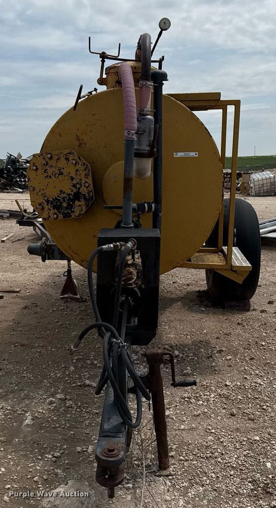 image for item EQ4918 Vacuum trailer