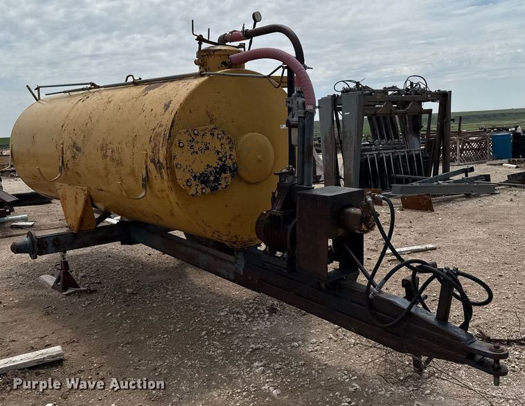 image for item EQ4918 Vacuum trailer