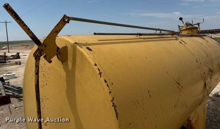 image for item EQ4918 Vacuum trailer