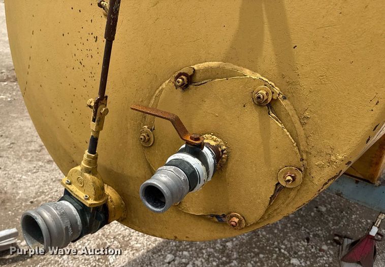 image for item EQ4918 Vacuum trailer