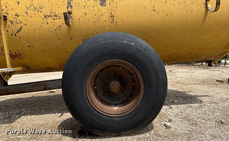 image for item EQ4918 Vacuum trailer