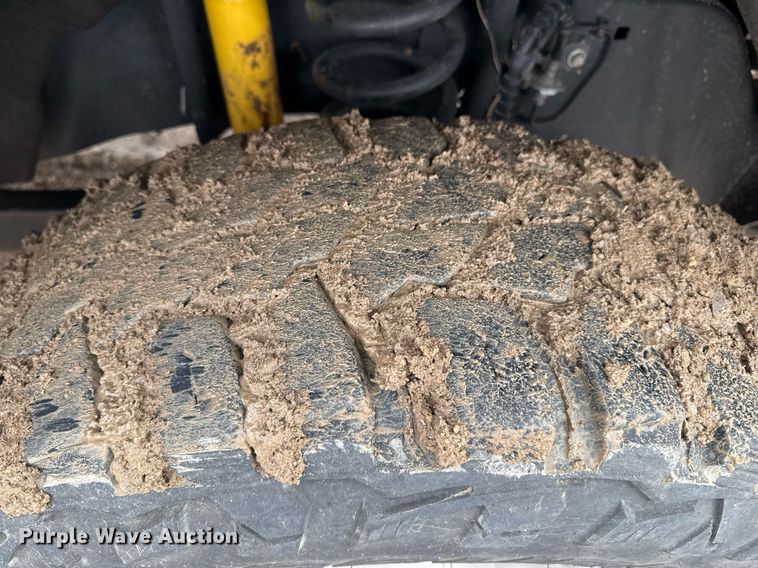 image for item EQ4930 2018 Ford F350 Super Duty XL bale bed pickup truck