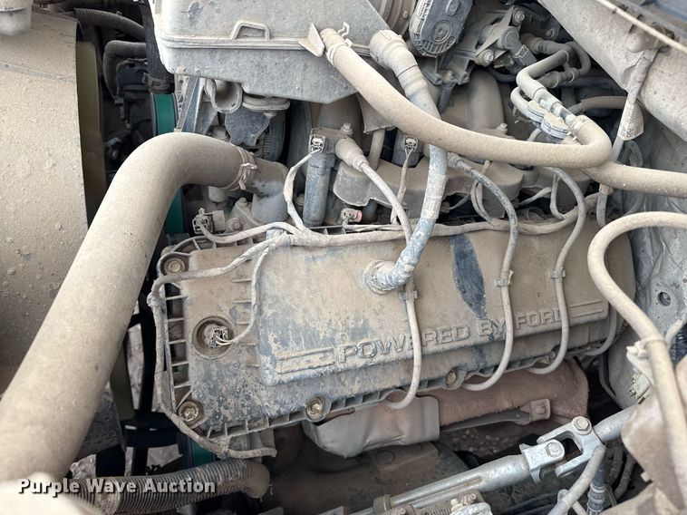 image for item EQ4933 2022 Ford F250 Super Duty XL bale bed pickup truck