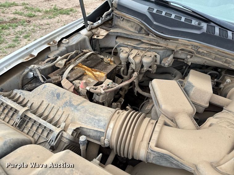 image for item EQ4933 2022 Ford F250 Super Duty XL bale bed pickup truck