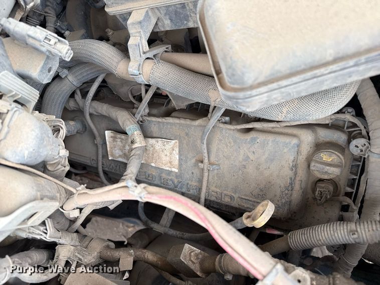 image for item EQ4933 2022 Ford F250 Super Duty XL bale bed pickup truck