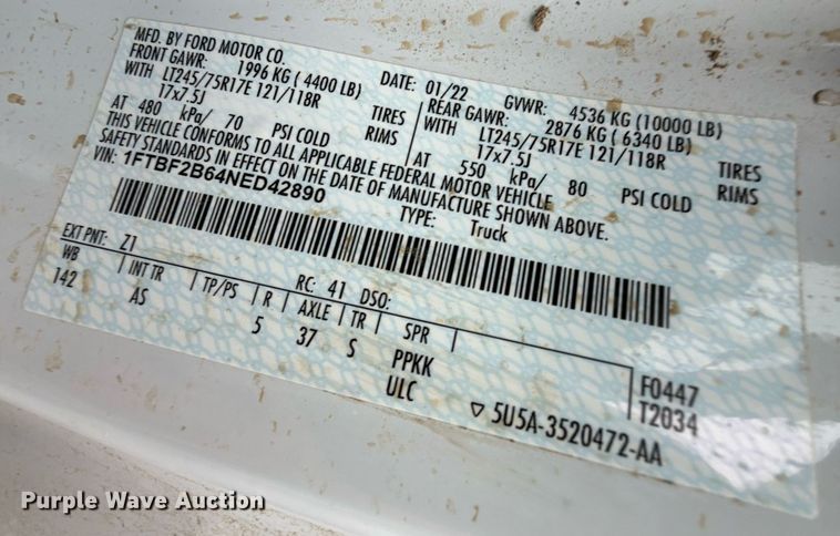 image for item EQ4933 2022 Ford F250 Super Duty XL bale bed pickup truck