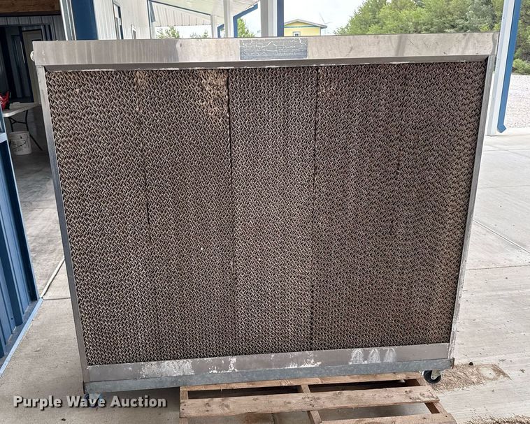 image for item EQ4943 PolarCool evaporative cooler