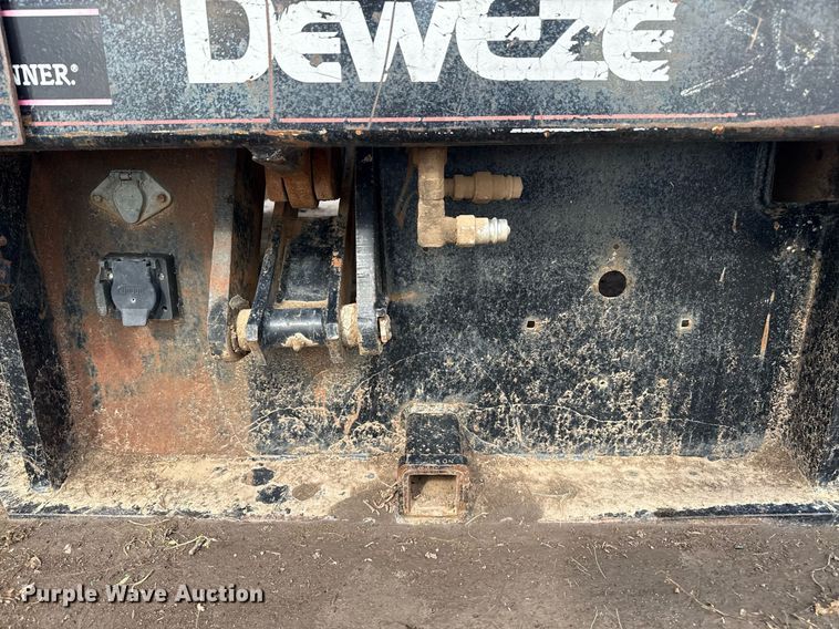 image for item EQ4949 DewEze hydraulic bale bed