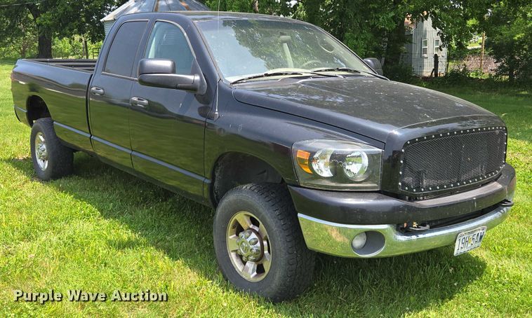 image for item EQ6558 2007 Dodge Ram 2500 Quad Cab pickup truck